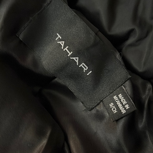 Tahari Black Mia Fitted Puffer Coat 02. - Picture 7 of 16